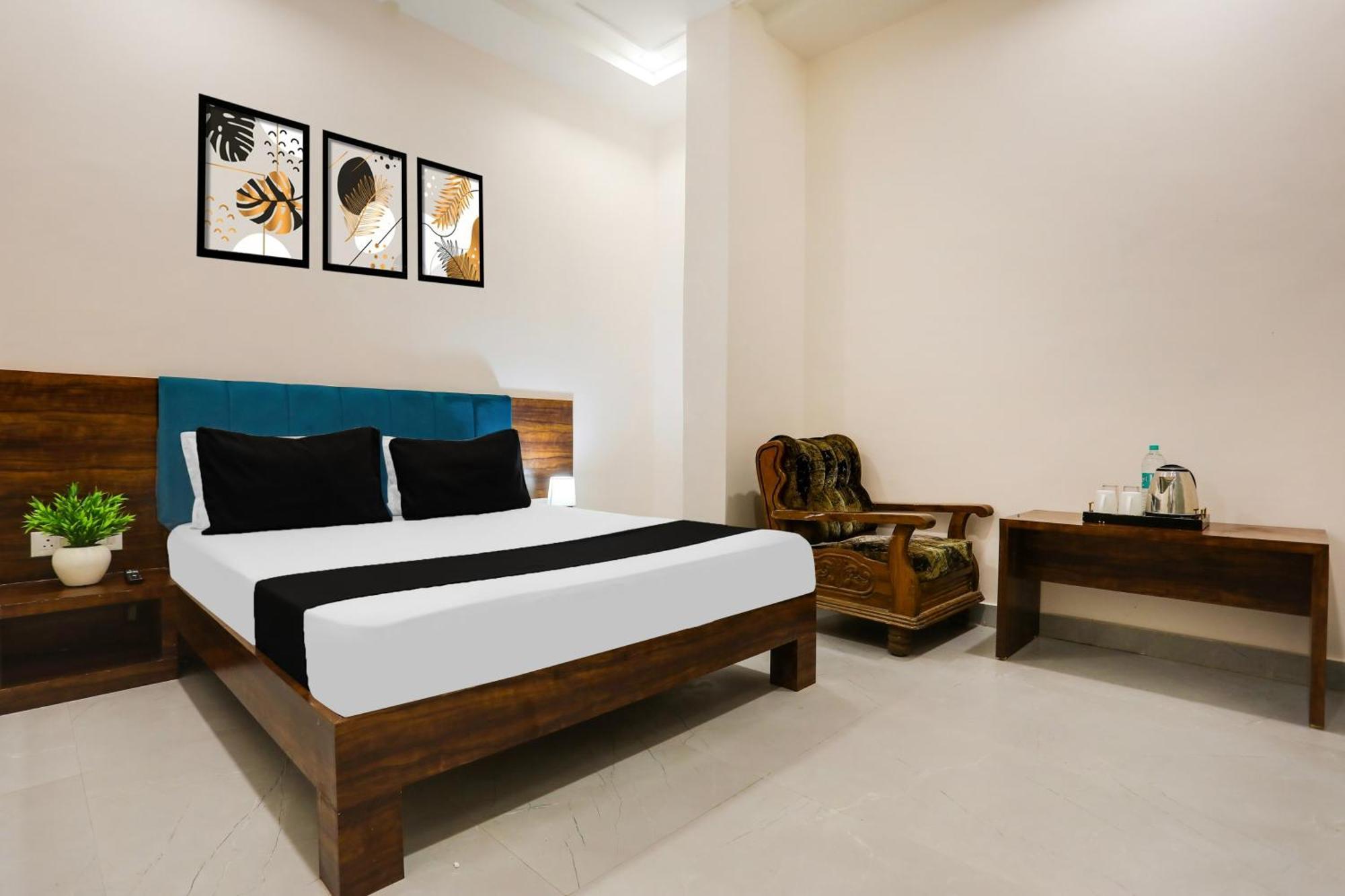 Super Hotel O Kota Near Railway Station Formerly Aagam Inn Tirath Buitenkant foto