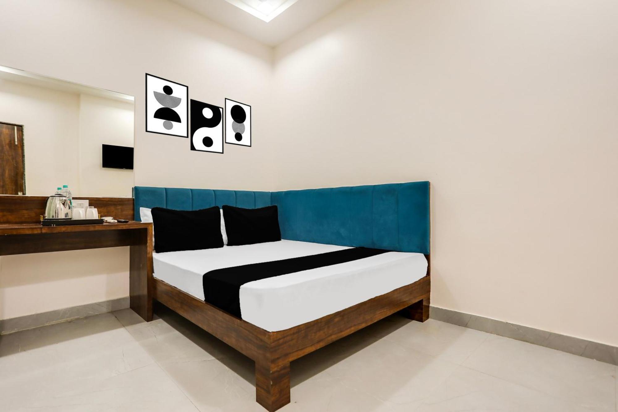 Super Hotel O Kota Near Railway Station Formerly Aagam Inn Tirath Buitenkant foto