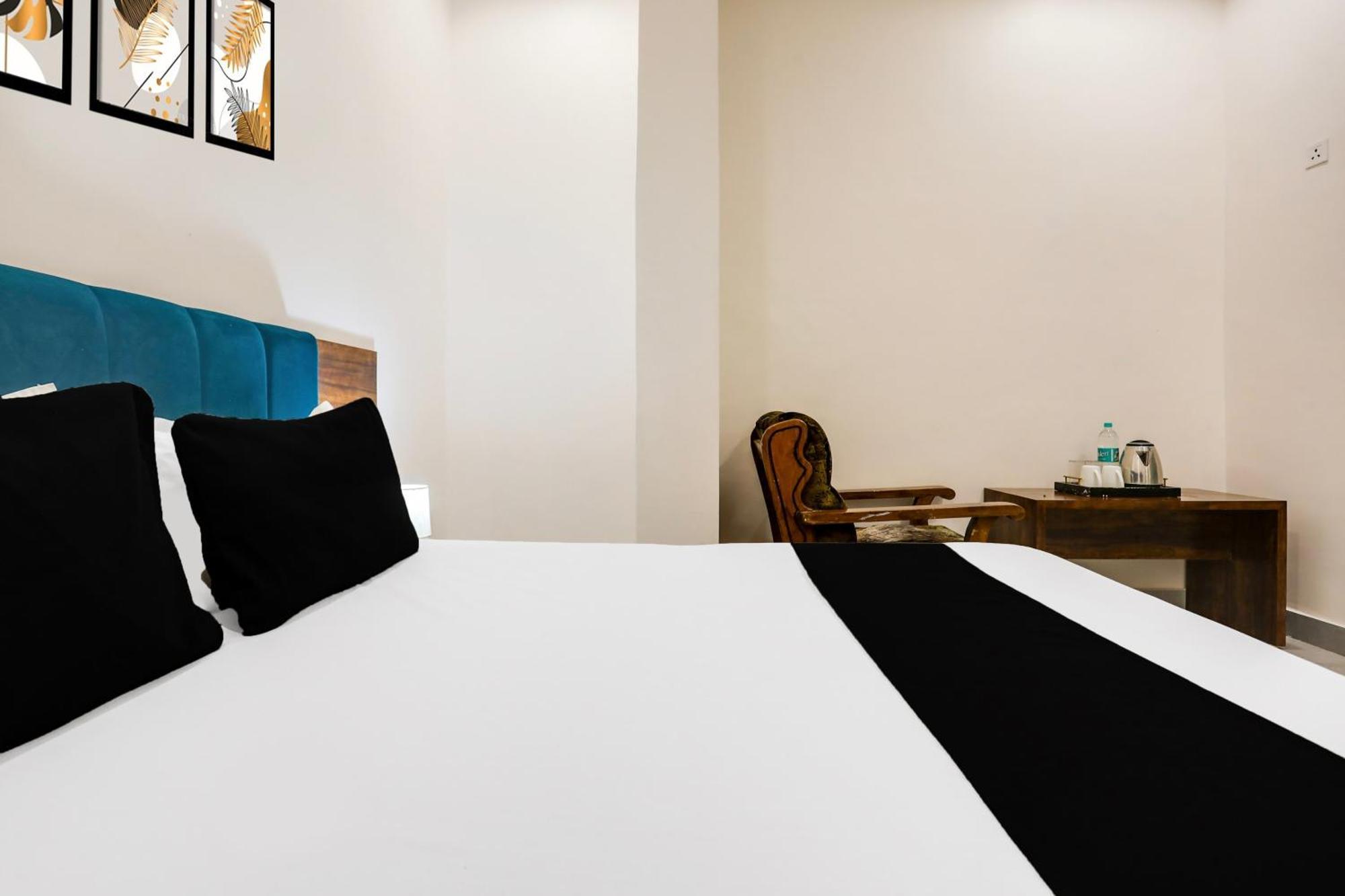 Super Hotel O Kota Near Railway Station Formerly Aagam Inn Tirath Buitenkant foto